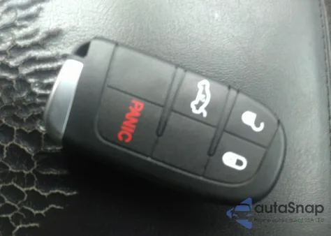 2015 Chrysler 200 Limited z USA, uszkodzony, nr VIN 1C3CCCAB3FN695032